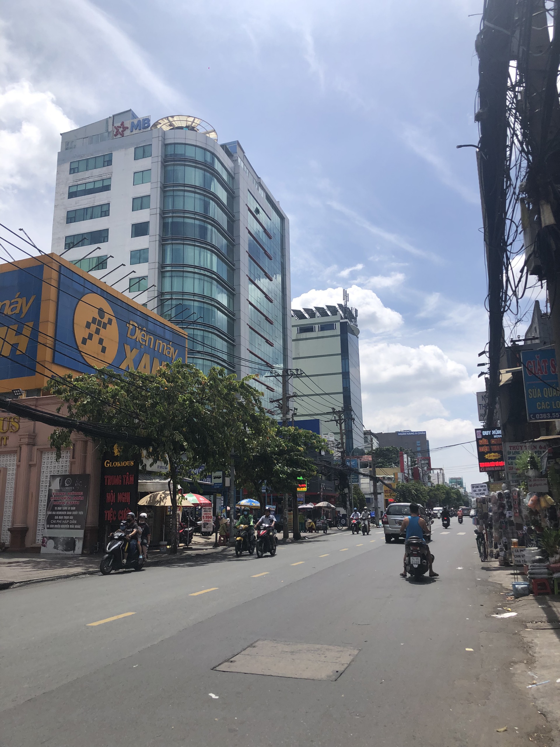 Cho thuê NC Mặt Tiền Cách Mạng Tháng 8, Phường 15, Quận 10, 